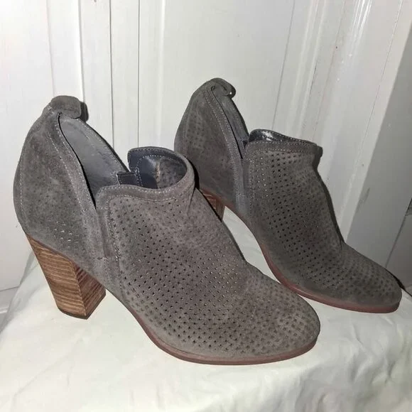 Vince Camuto Grey Suede Leather Booties 8 - Picture 4 of 5